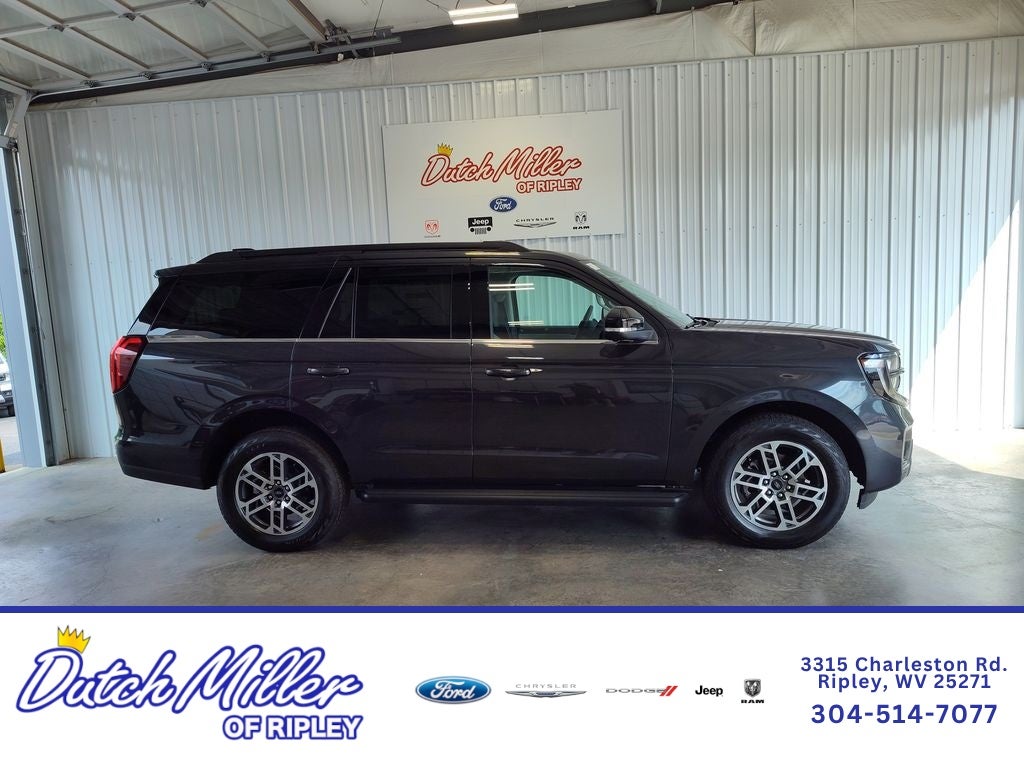 2026 Ford Expedition Active