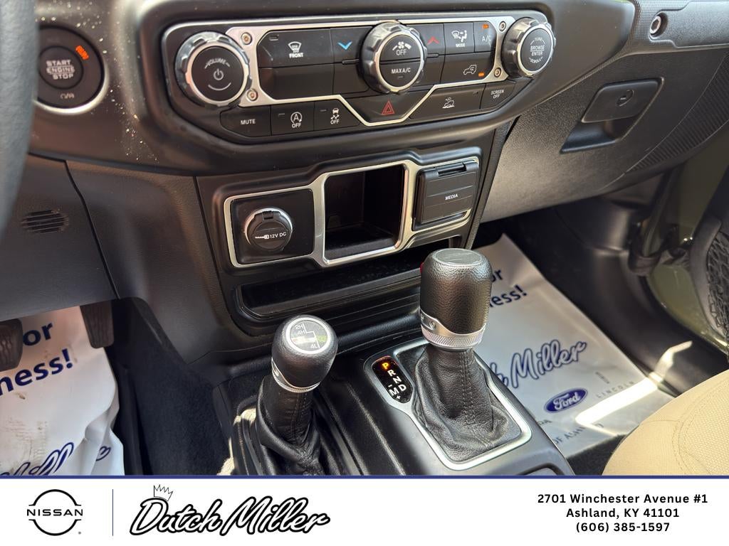 2022 Jeep Gladiator Willys Sport