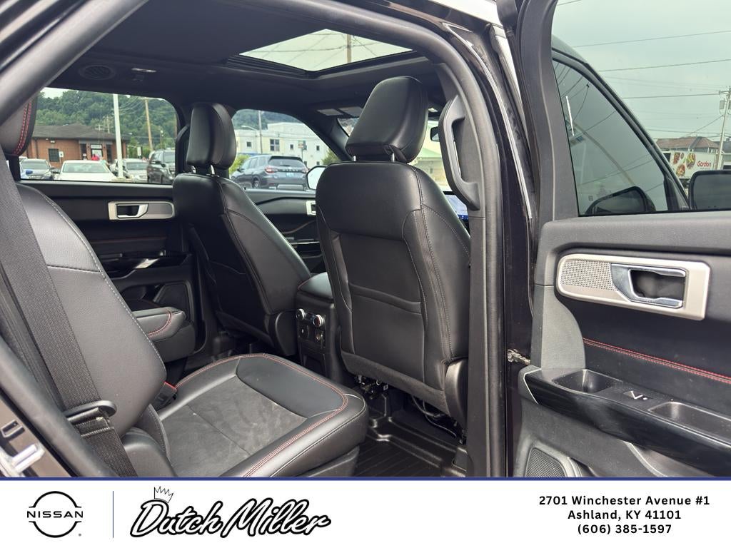 2022 Ford Explorer ST-Line