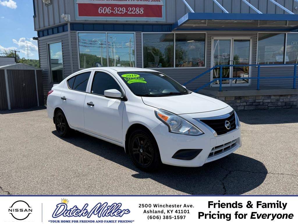 2019 Nissan Versa S Plus