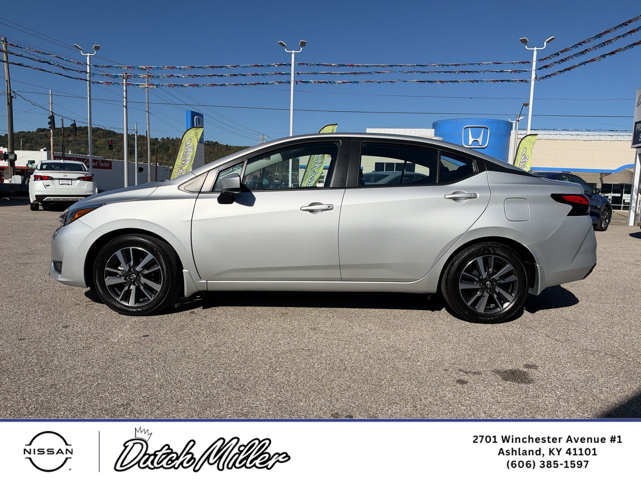 2025 Nissan Versa SV
