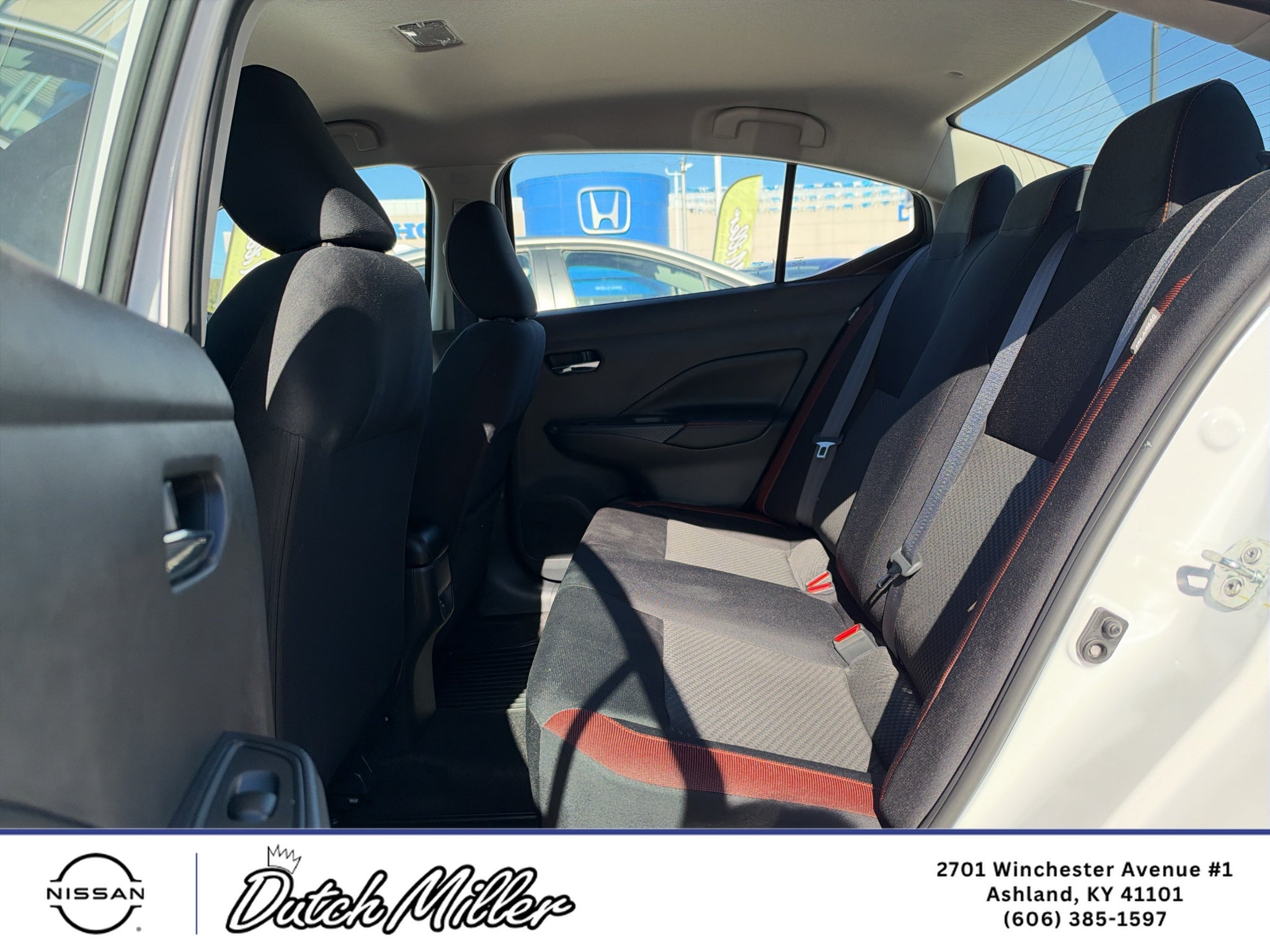 2025 Nissan Versa SR