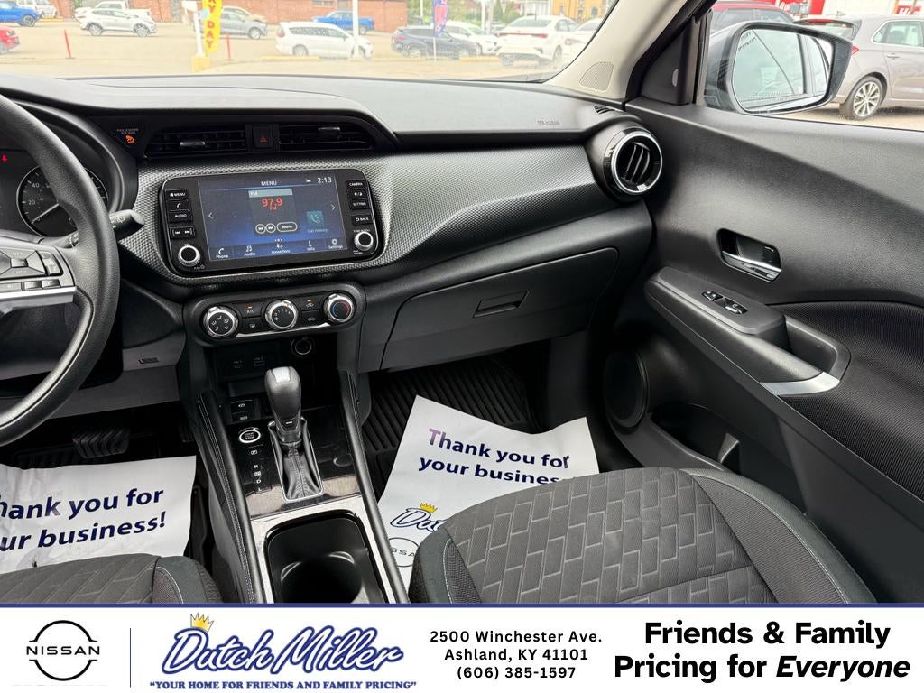 2024 Nissan Kicks SV