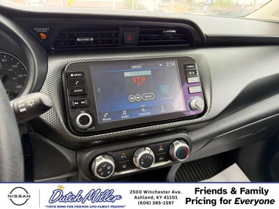 2024 Nissan Kicks SV