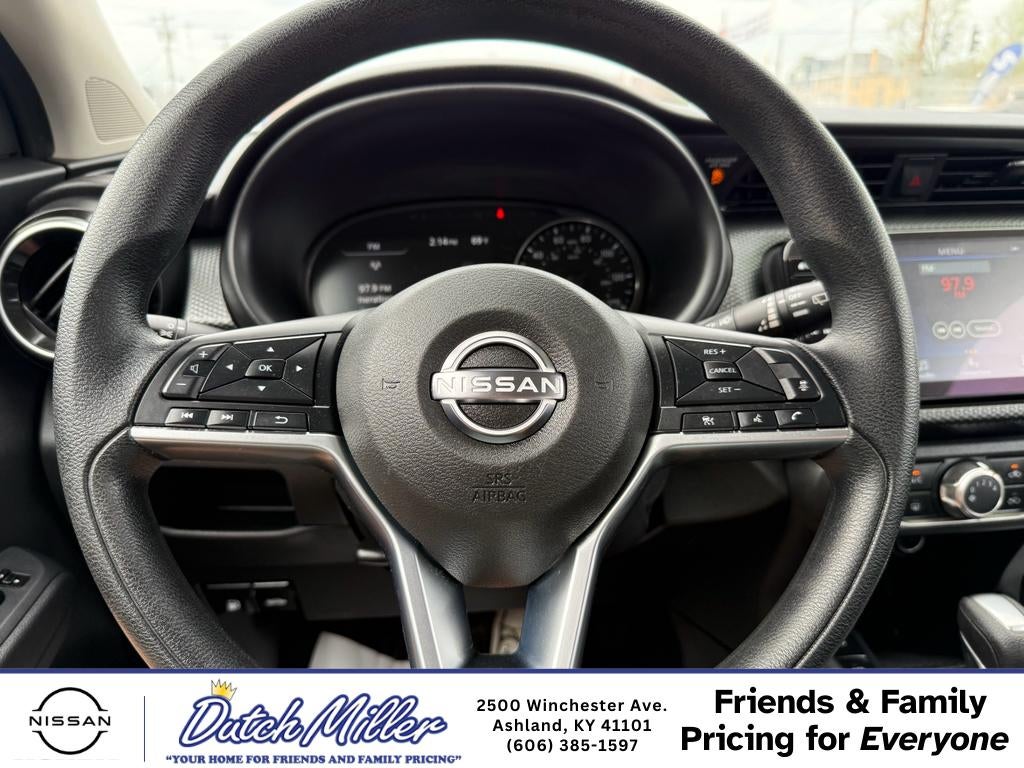 2024 Nissan Kicks SV