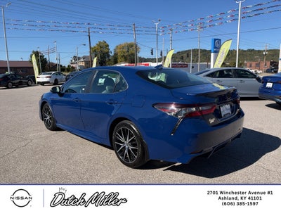 2024 Toyota Camry SE