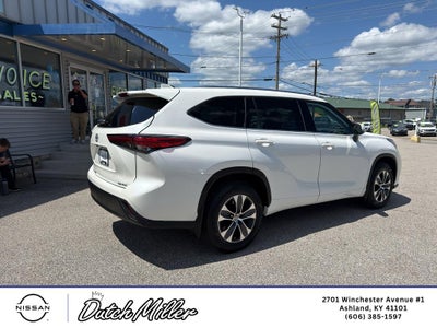 2021 Toyota Highlander XLE