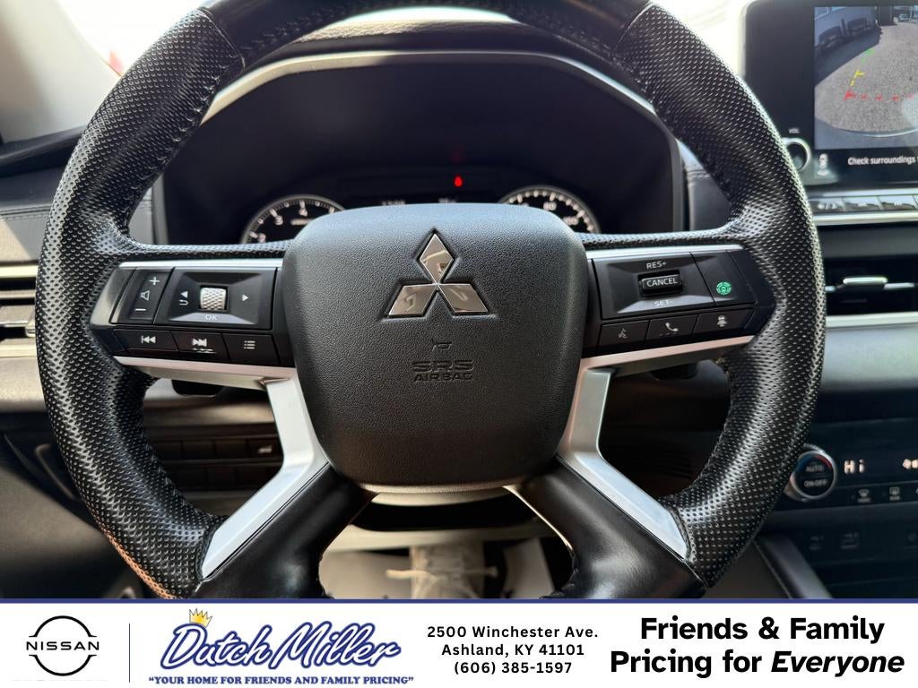 2022 Mitsubishi Outlander SE