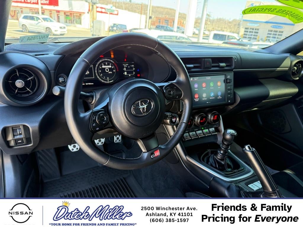 2023 Toyota GR86 Premium
