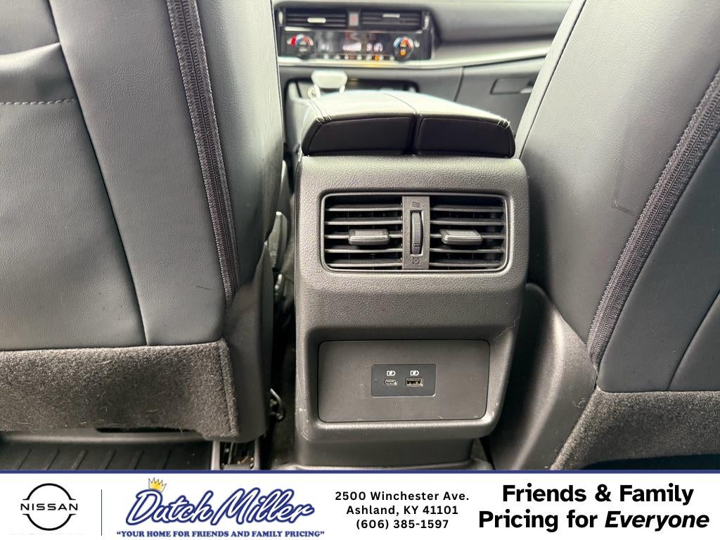 2022 Nissan Rogue SV