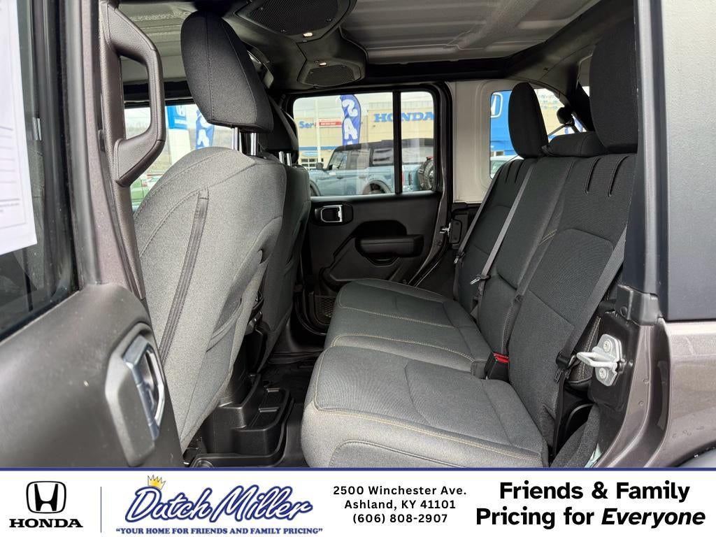 2025 Jeep Wrangler 4xe Willys