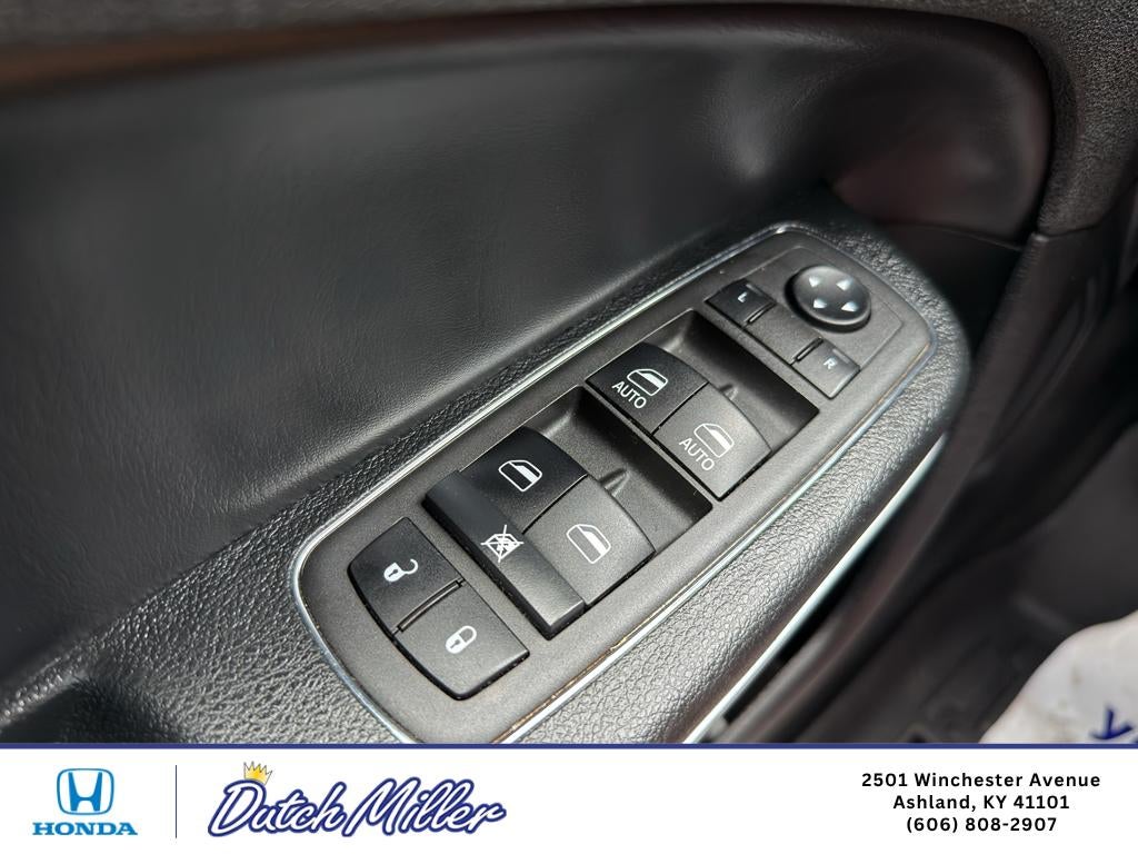 2022 Chrysler 300S 300S