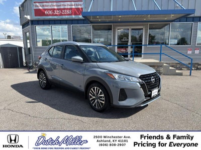 2023 Nissan Kicks SV