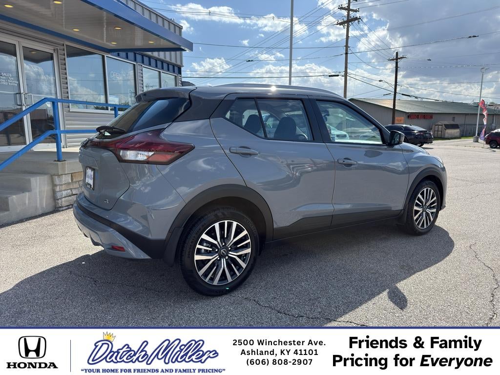 2023 Nissan Kicks SV