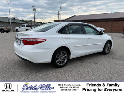 2017 Toyota Camry SE