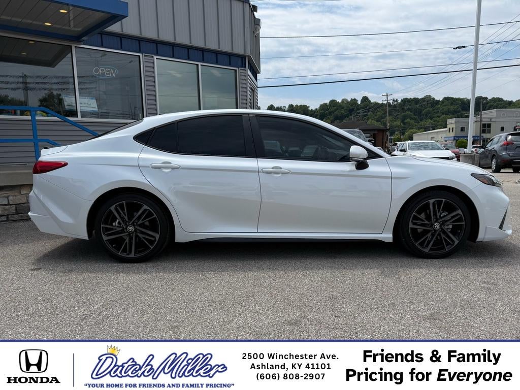 2025 Toyota Camry Hybrid XSE