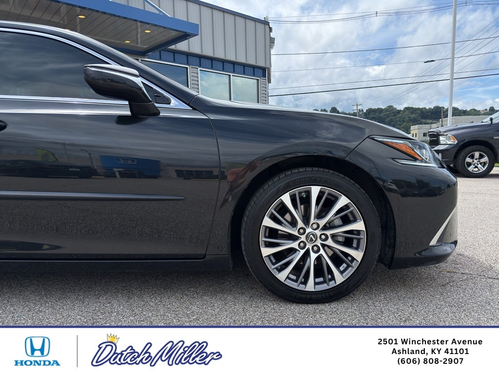 2021 Lexus ES 250 Base