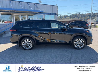 2025 Toyota Highlander Hybrid Hybrid Platinum