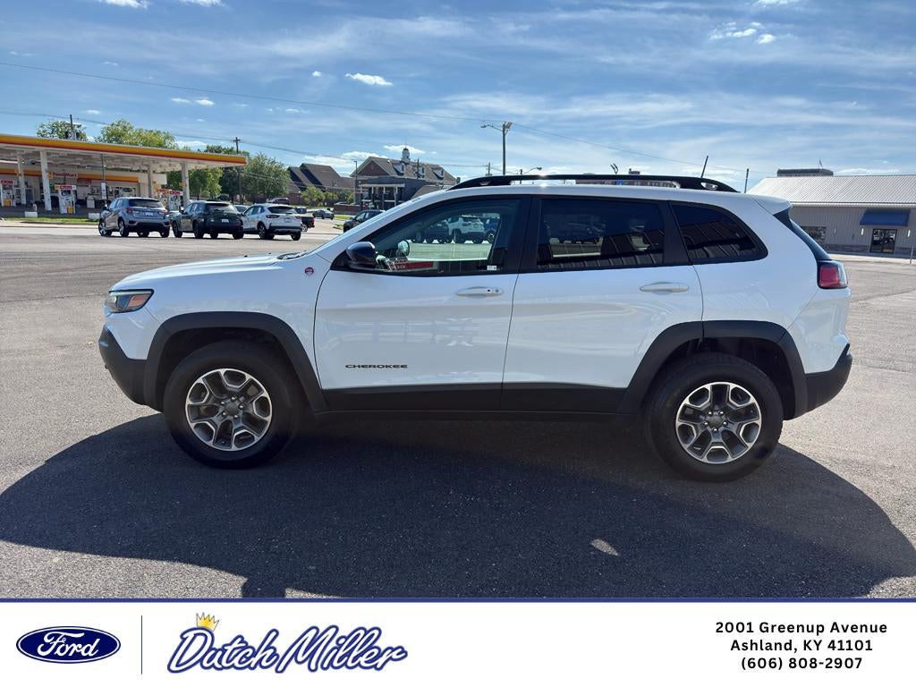 2022 Jeep Cherokee Trailhawk