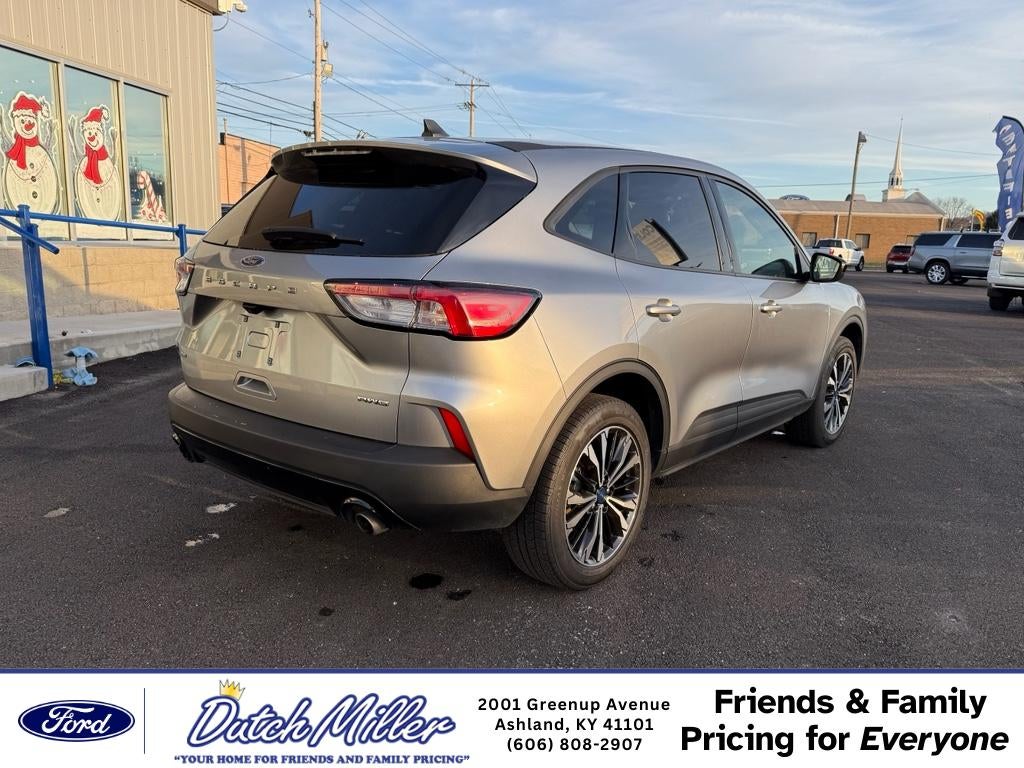 2022 Ford Escape SE