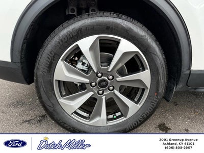 2024 Ford Escape Platinum