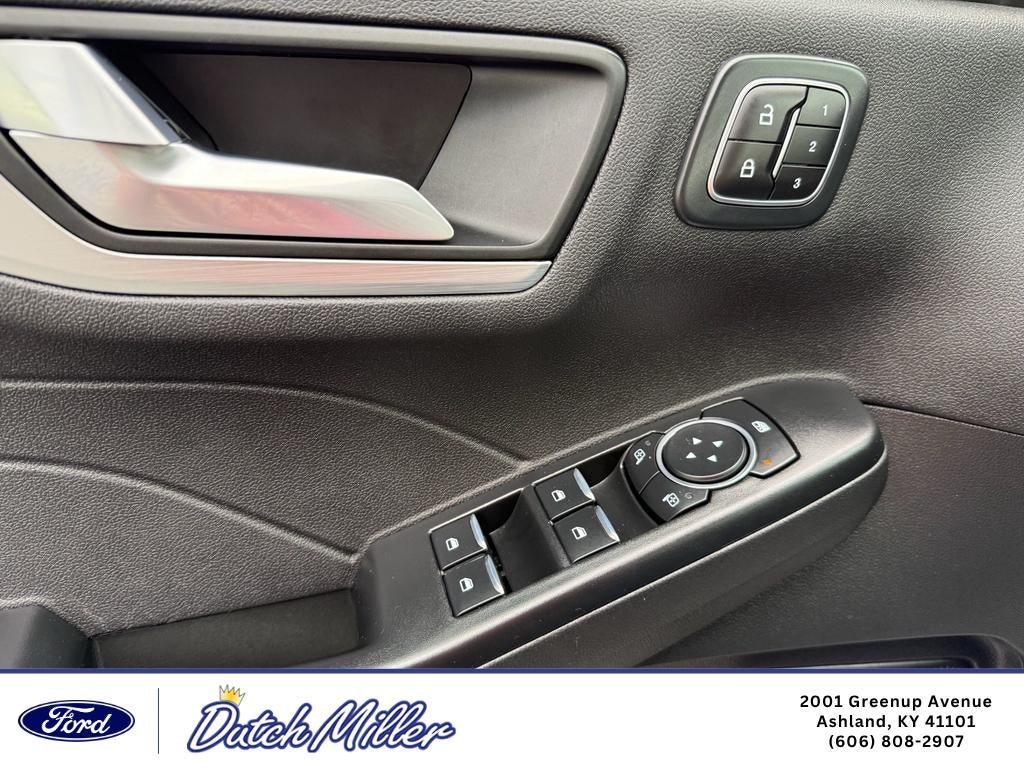 2024 Ford Escape Platinum