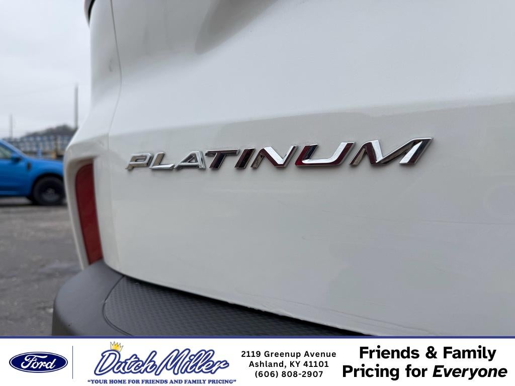 2026 Ford Escape Platinum