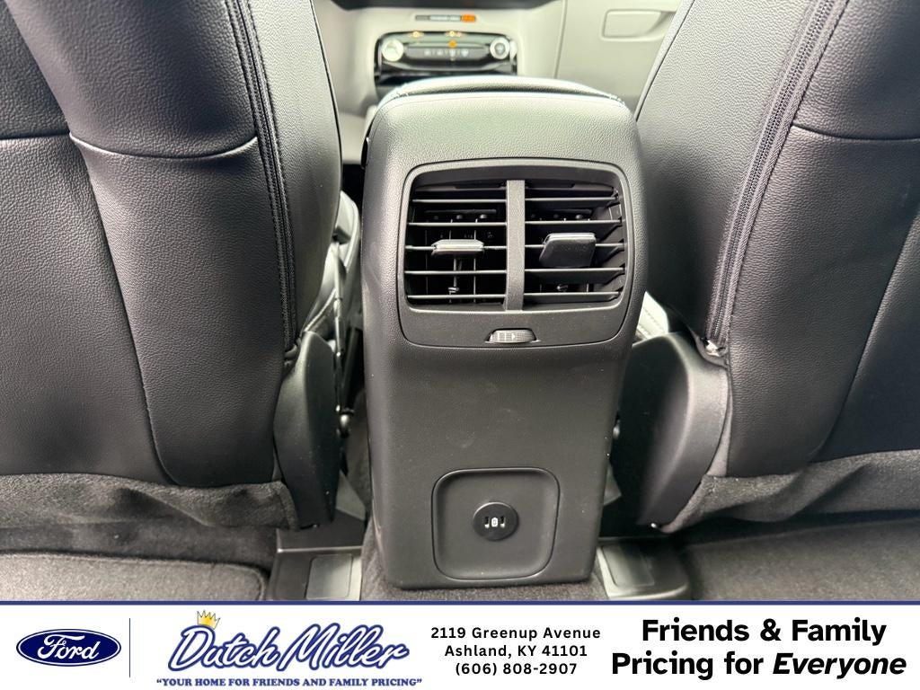 2026 Ford Escape Platinum