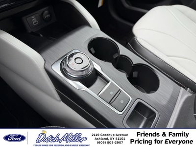 2026 Ford Escape Platinum