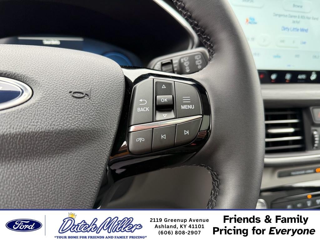 2026 Ford Escape Platinum