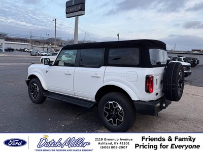 2025 Ford Bronco Outer Banks