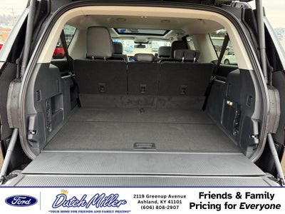 2025 Ford Expedition MAX Active