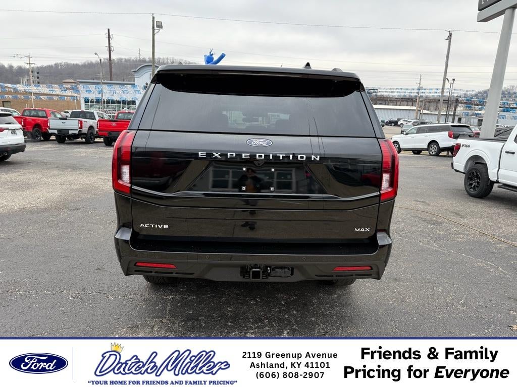 2025 Ford Expedition MAX Active