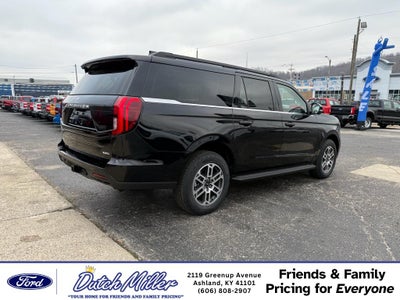 2025 Ford Expedition MAX Active