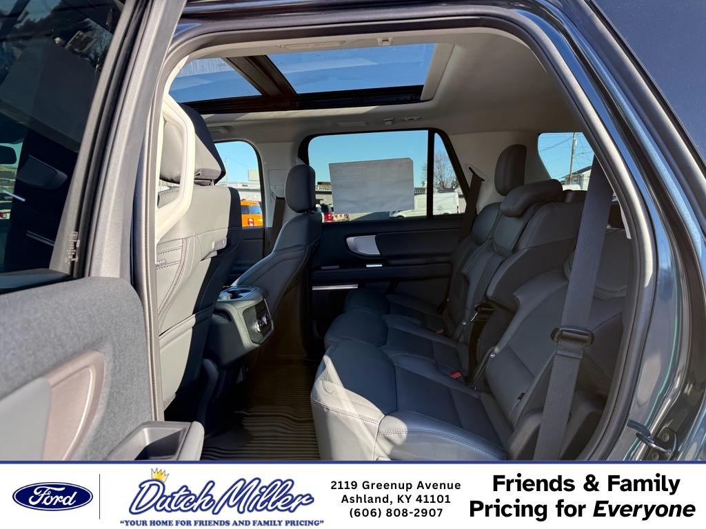 2026 Ford Expedition Active