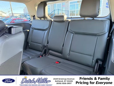 2026 Ford Expedition Active