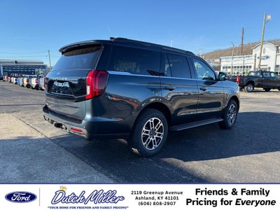 2026 Ford Expedition Active