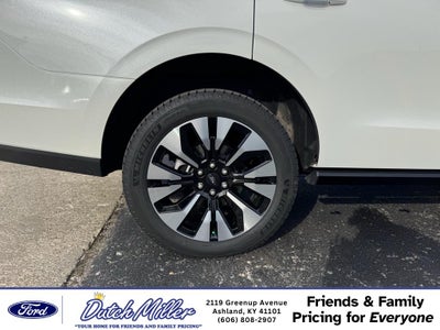 2025 Ford Expedition Platinum