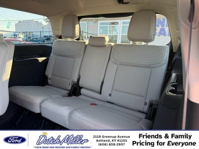 2026 Ford Expedition Platinum