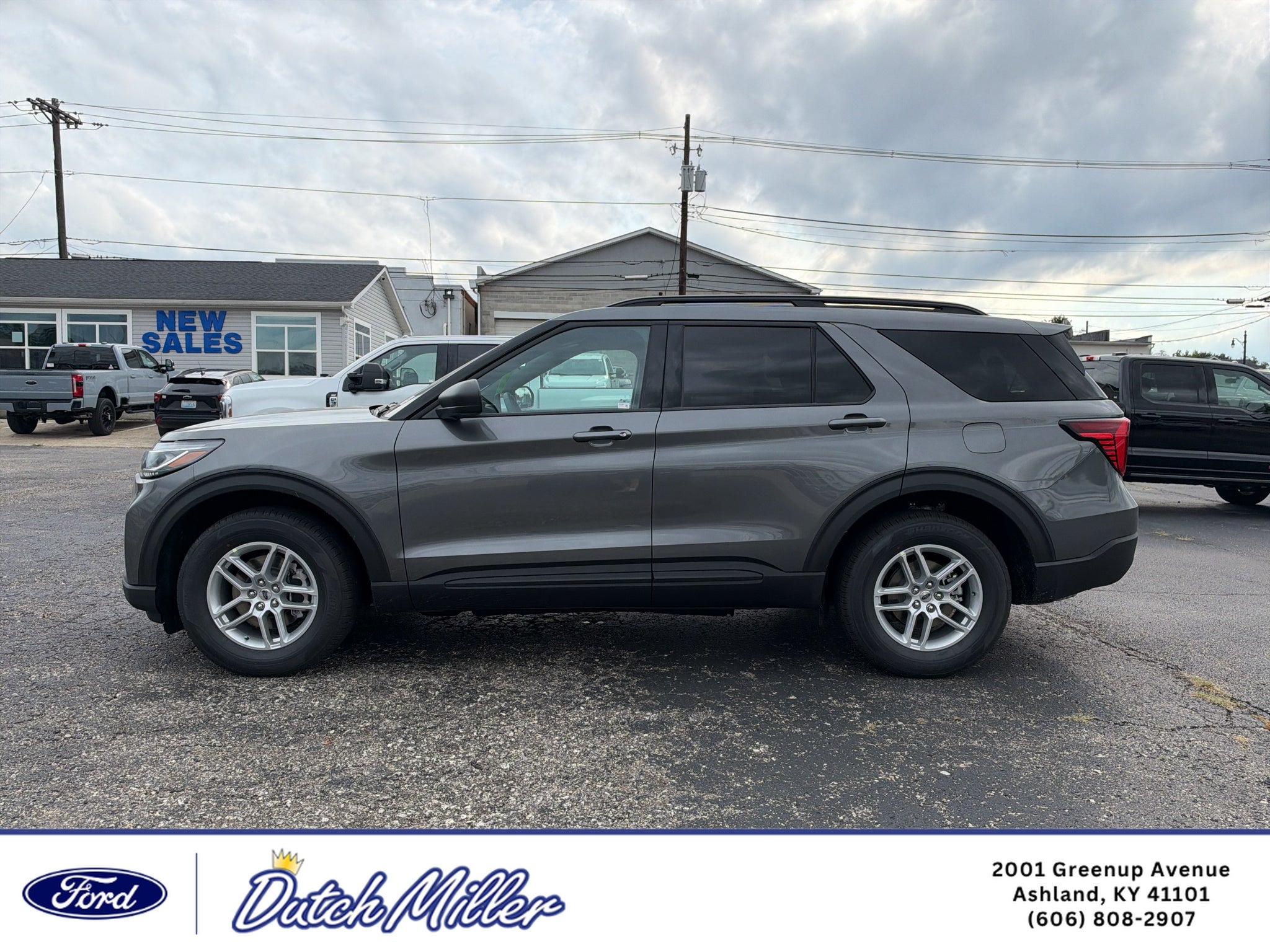 2027 Ford Explorer Active w/200A Pkg