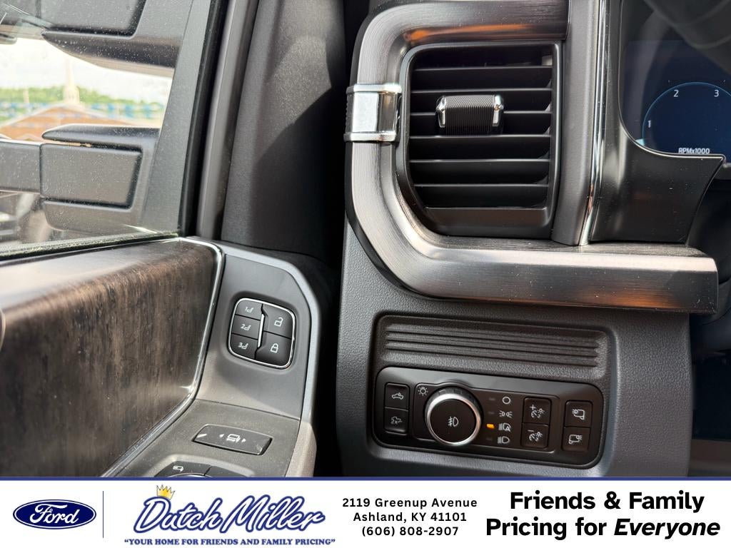 2026 Ford F-250 LARIAT 4WD Crew Cab 6.75' Box