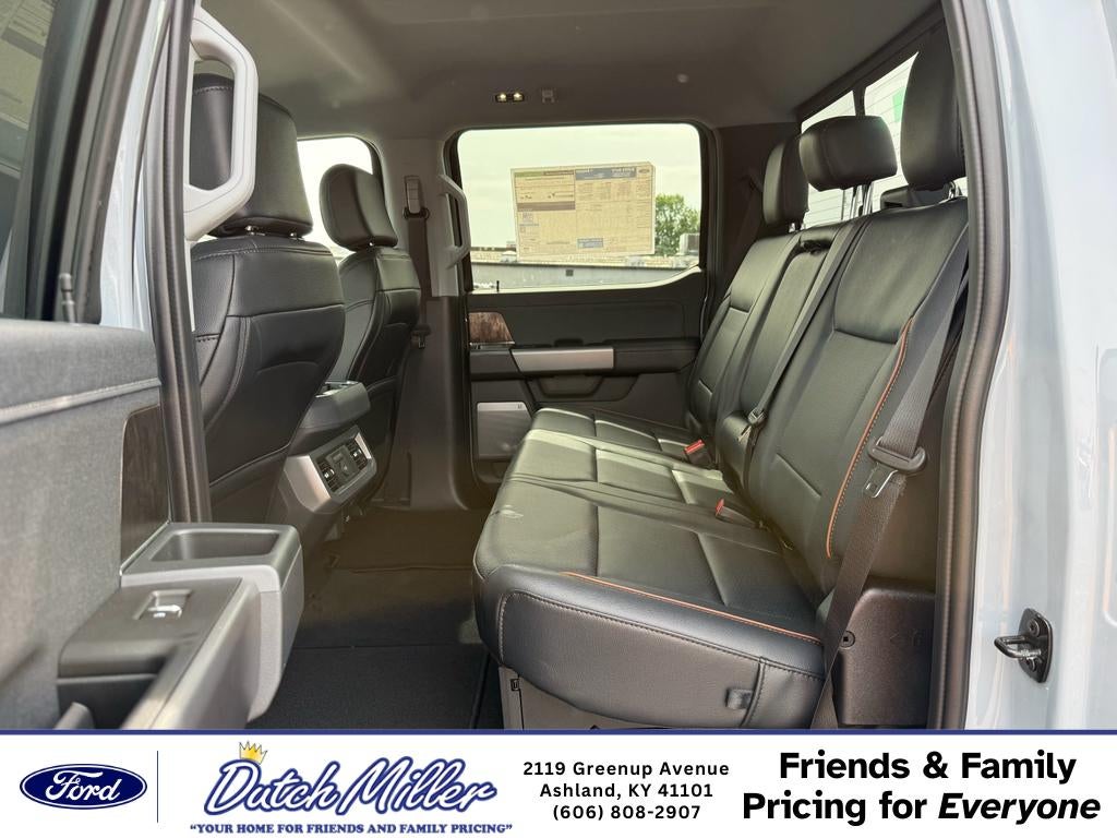 2026 Ford F-350 LARIAT 4WD Crew Cab 8' Box