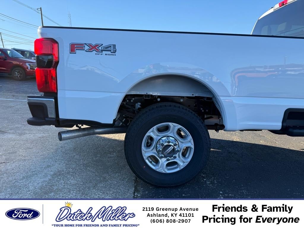 2026 Ford F-350 XLT 4WD Crew Cab 6.75' Box