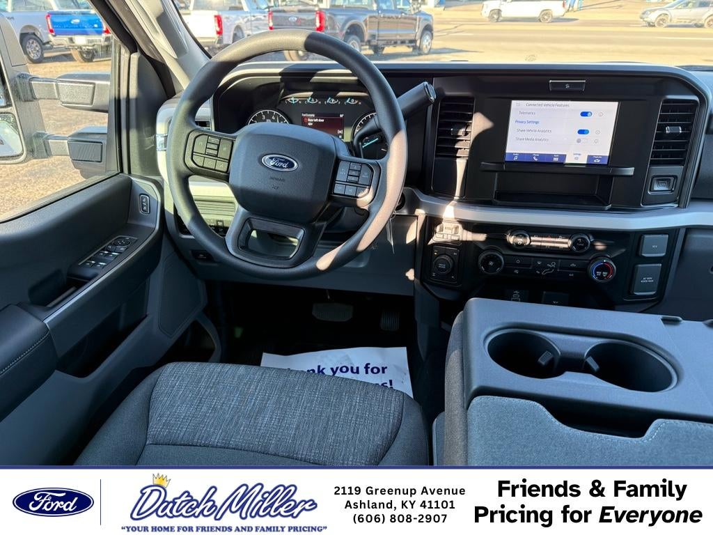 2026 Ford F-350 XLT 4WD Crew Cab 6.75' Box