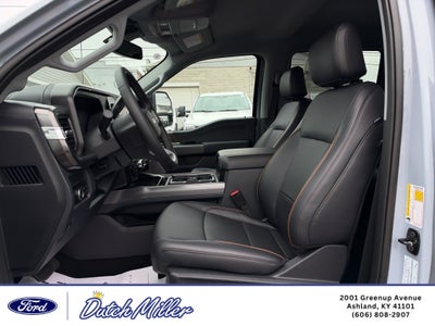 2027 Ford F-350 LARIAT