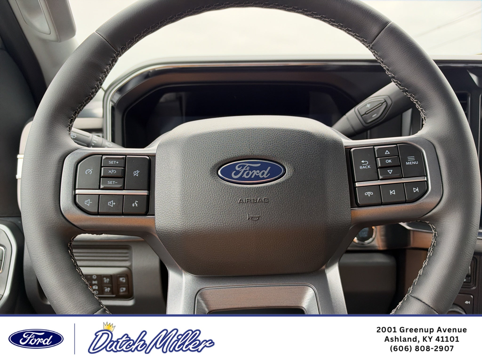 2027 Ford F-350 LARIAT