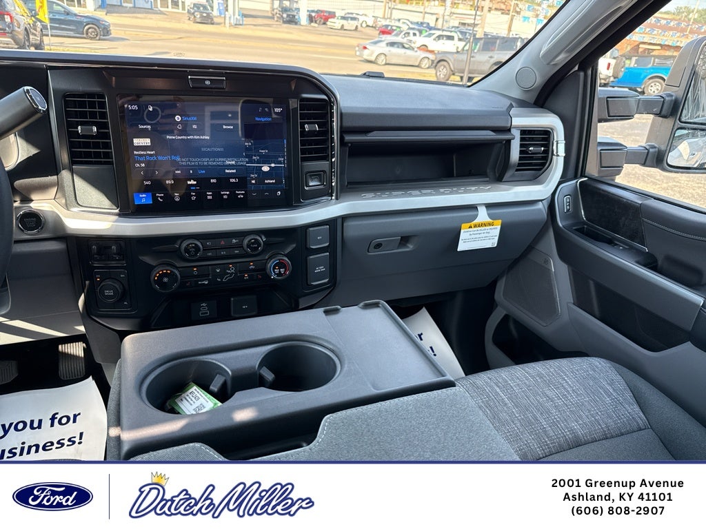 2027 Ford F-350 XLT