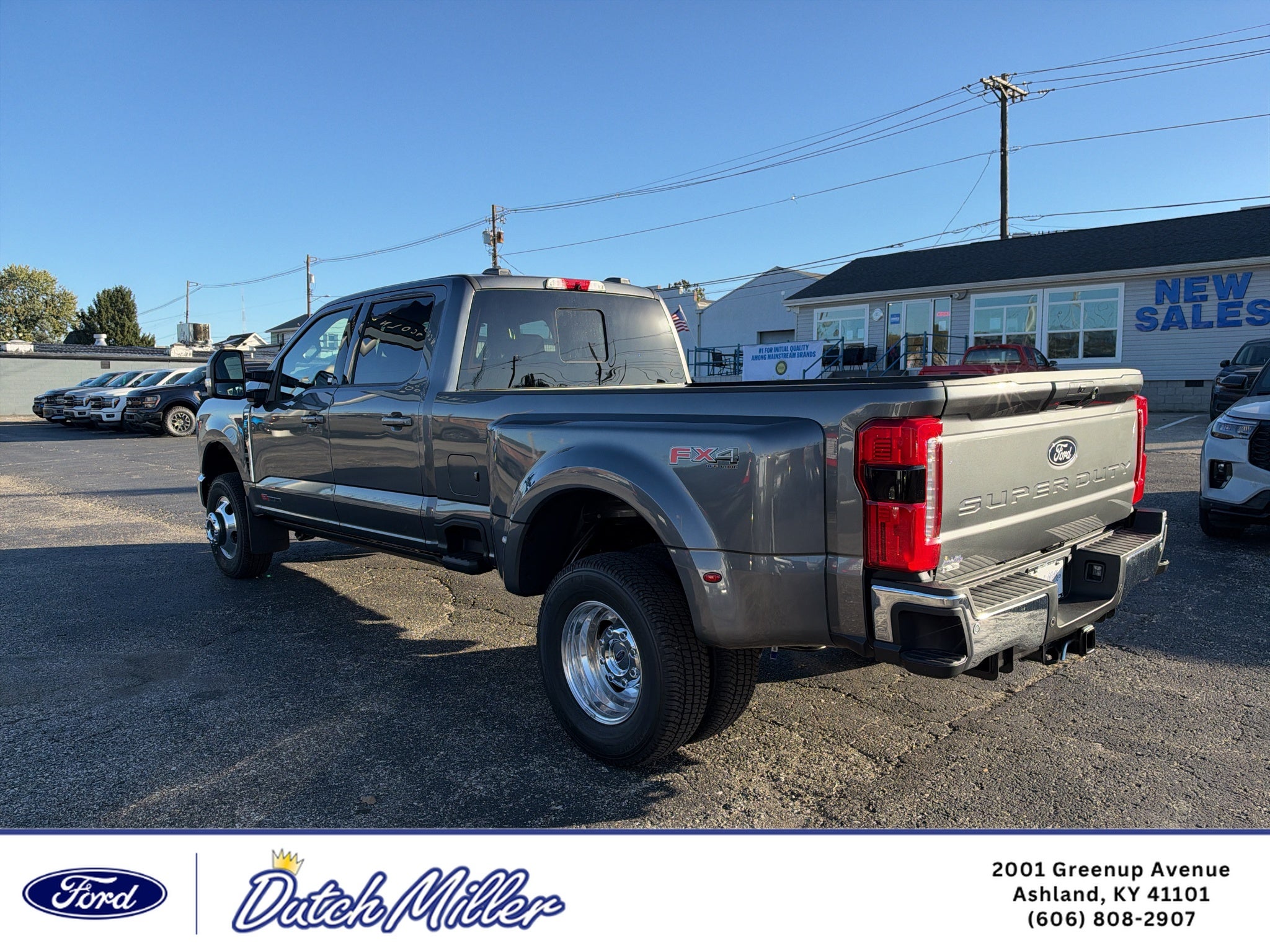 2027 Ford F-350 LARIAT