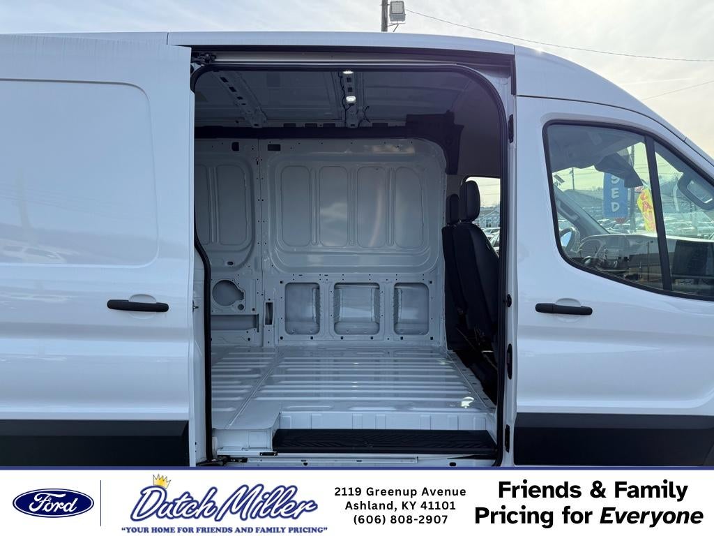 2025 Ford Transit Van Base