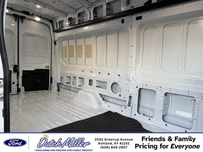 2023 Ford E-Transit Base